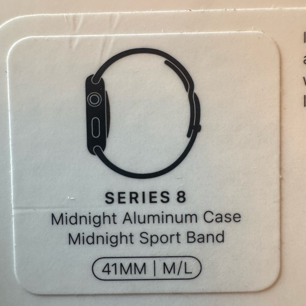 Apple Watch Series 8 - Black GPS Only 41mm - Picture 2 of 8